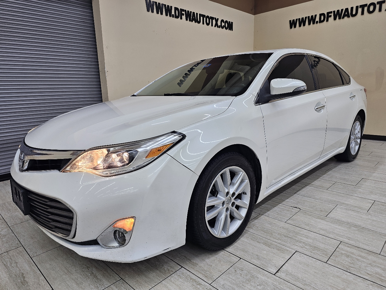 Toyota Avalon XLE Premium 2014