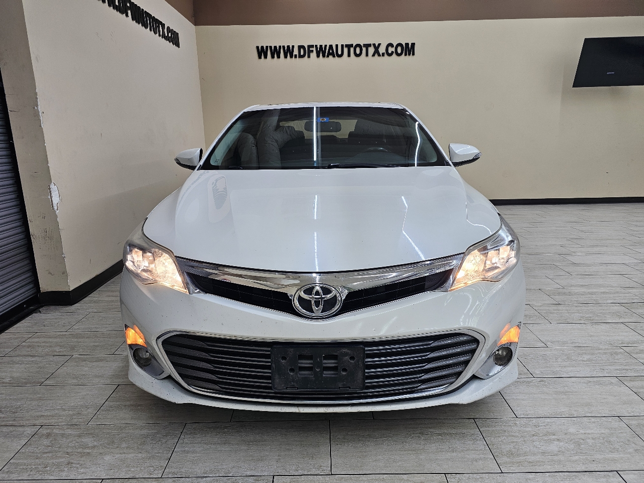 Toyota Avalon XLE Premium 2014