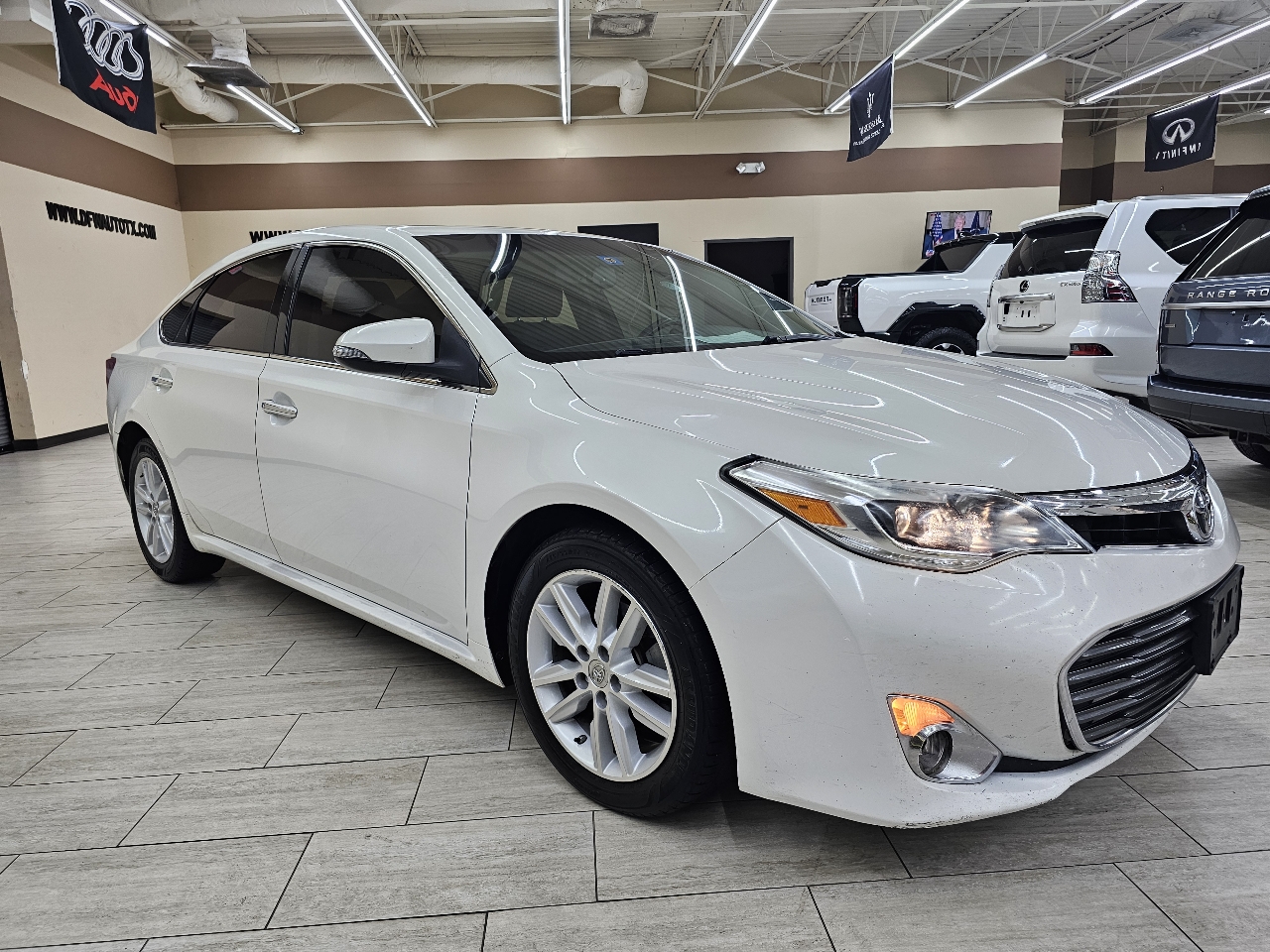 Toyota Avalon XLE Premium 2014
