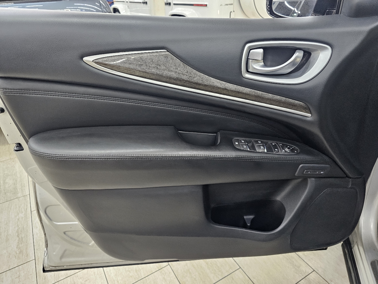 Infiniti QX60 Base FWD 2015