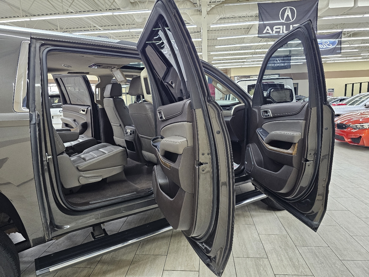 GMC Yukon XL Denali 4WD 2019