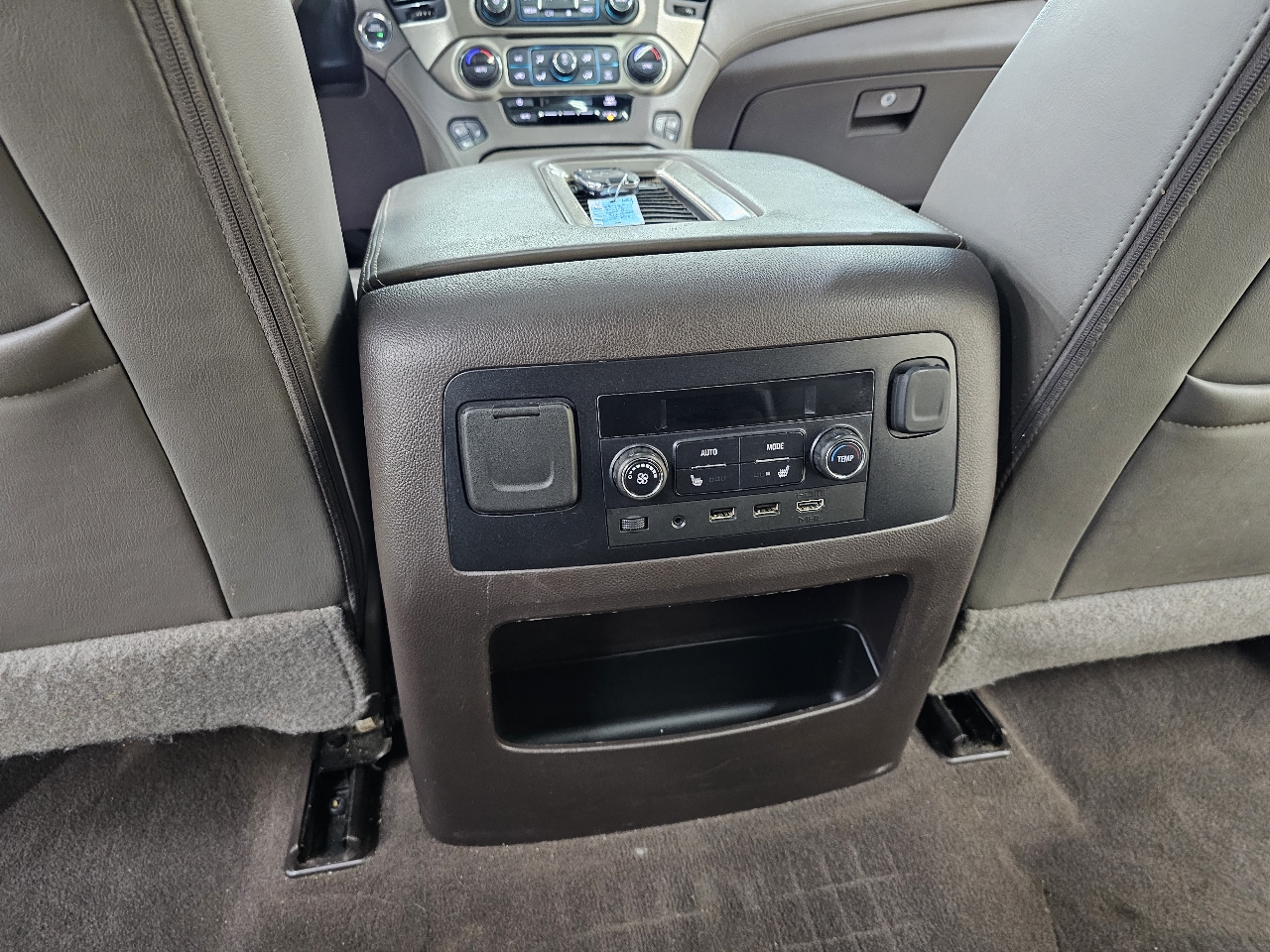 GMC Yukon XL Denali 4WD 2019