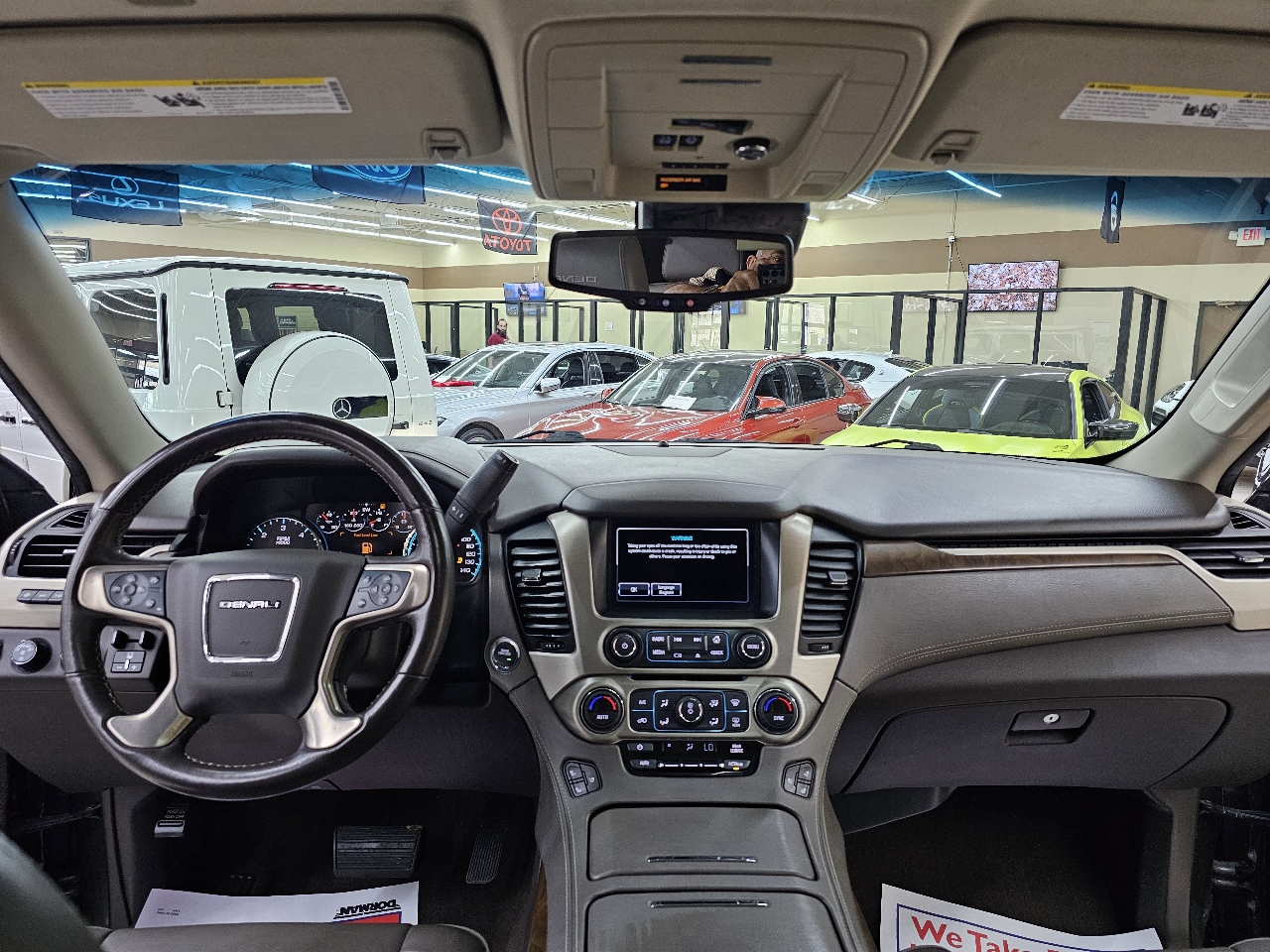GMC Yukon XL Denali 4WD 2019