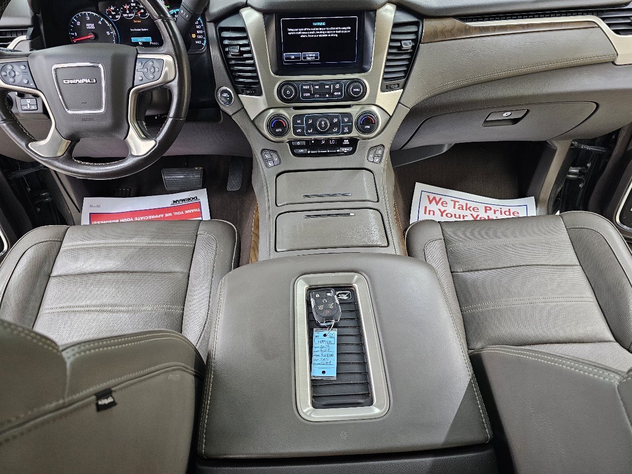 GMC Yukon XL Denali 4WD 2019