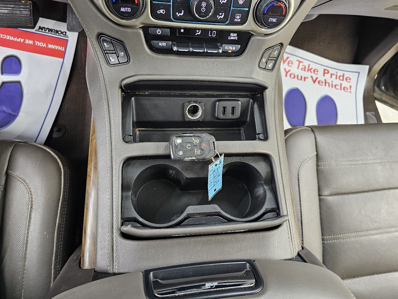 GMC Yukon XL Denali 4WD 2019