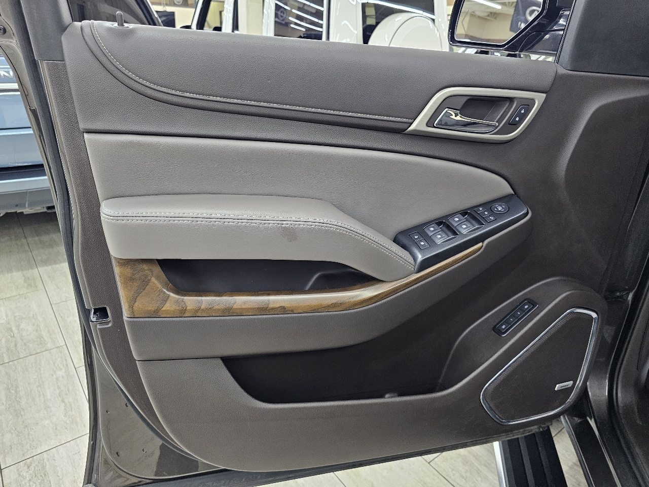 GMC Yukon XL Denali 4WD 2019