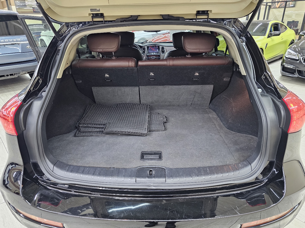 Infiniti QX50 Base RWD 2017