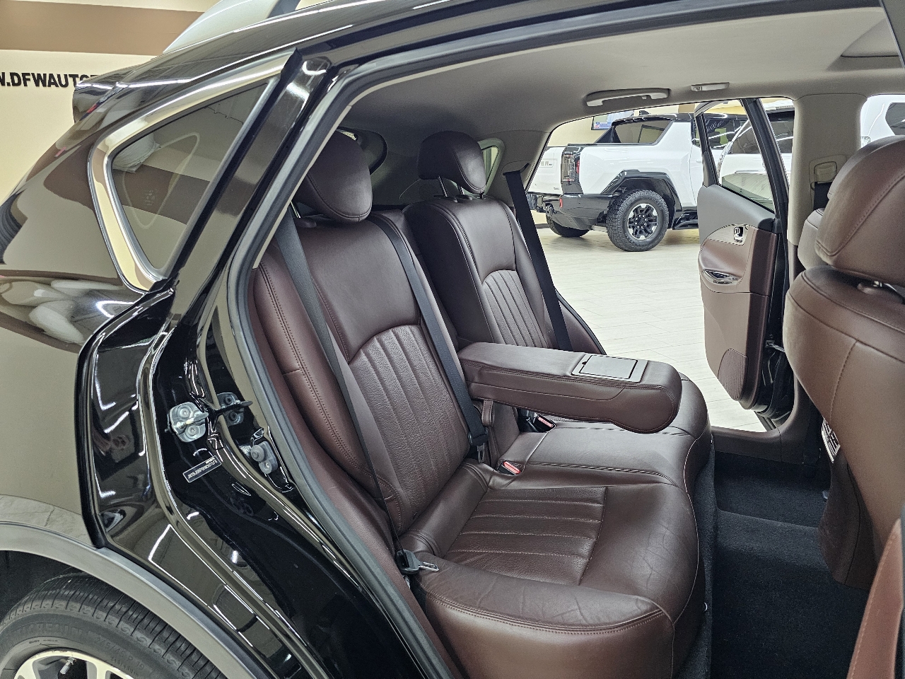 Infiniti QX50 Base RWD 2017