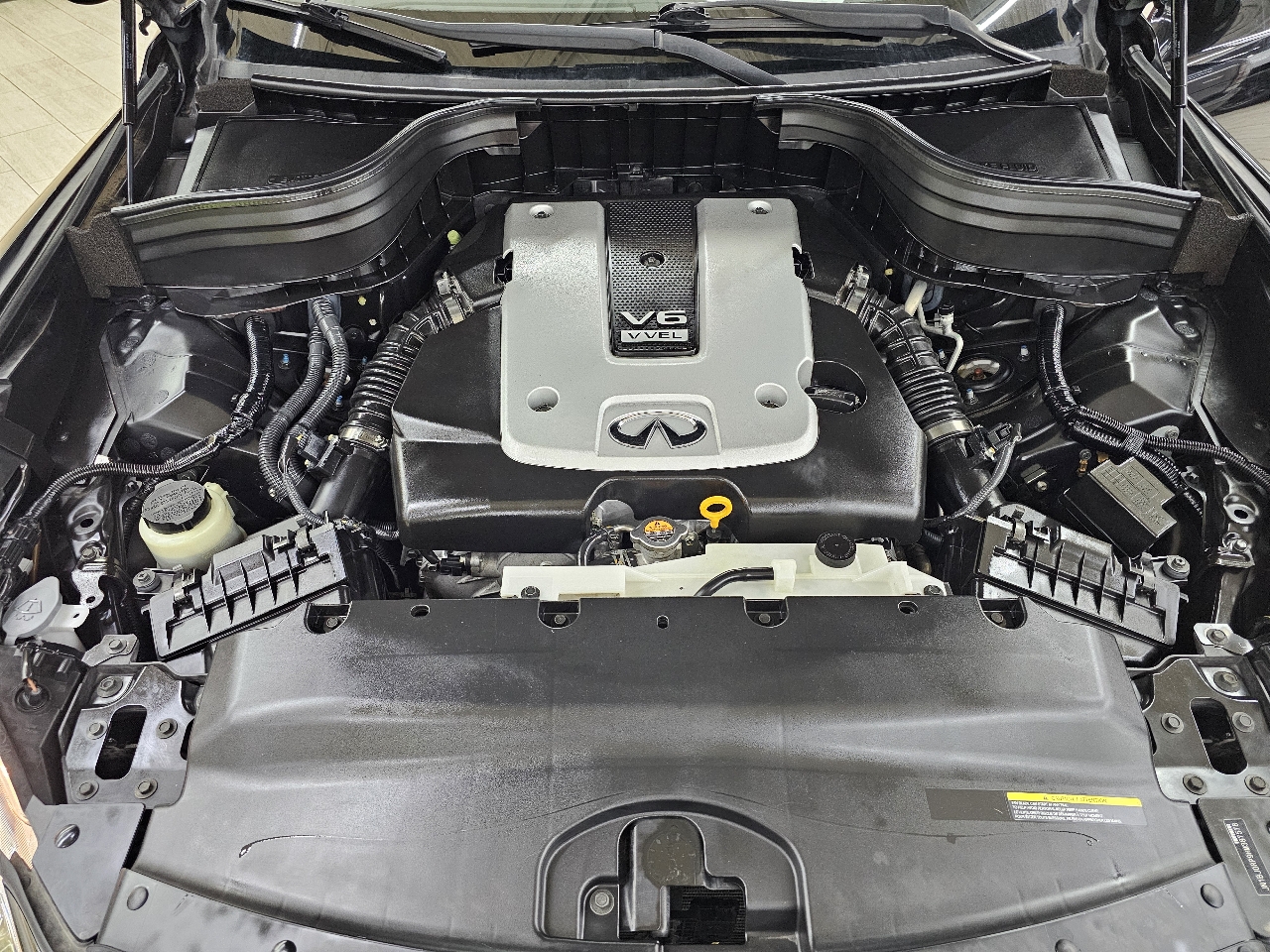 Infiniti QX50 Base RWD 2017