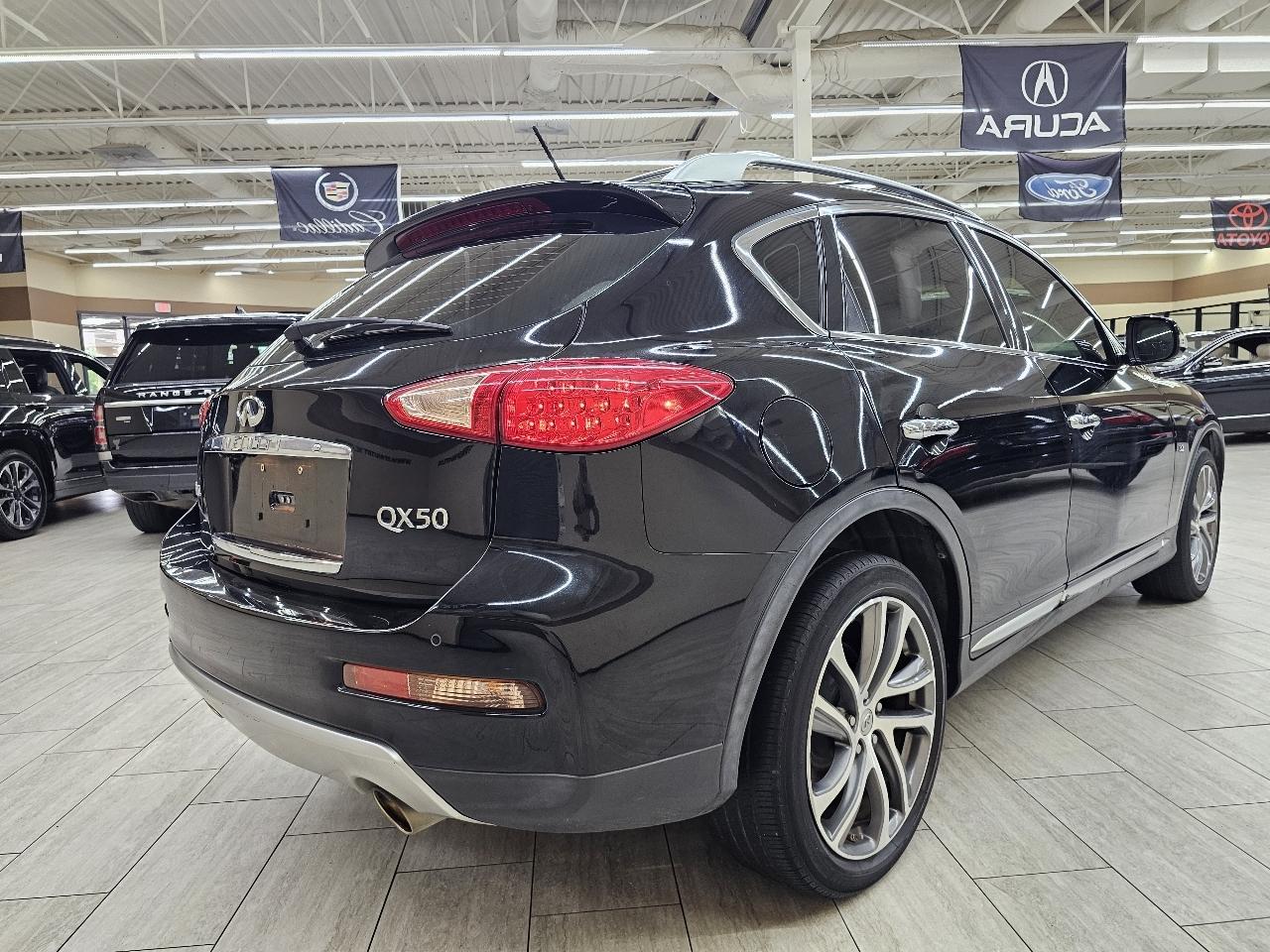 Infiniti QX50 Base RWD 2017