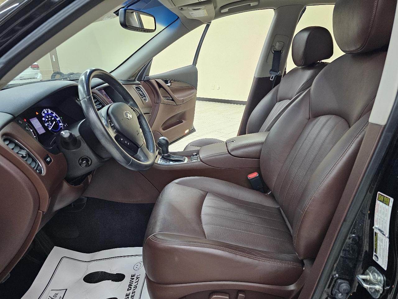 Infiniti QX50 Base RWD 2017
