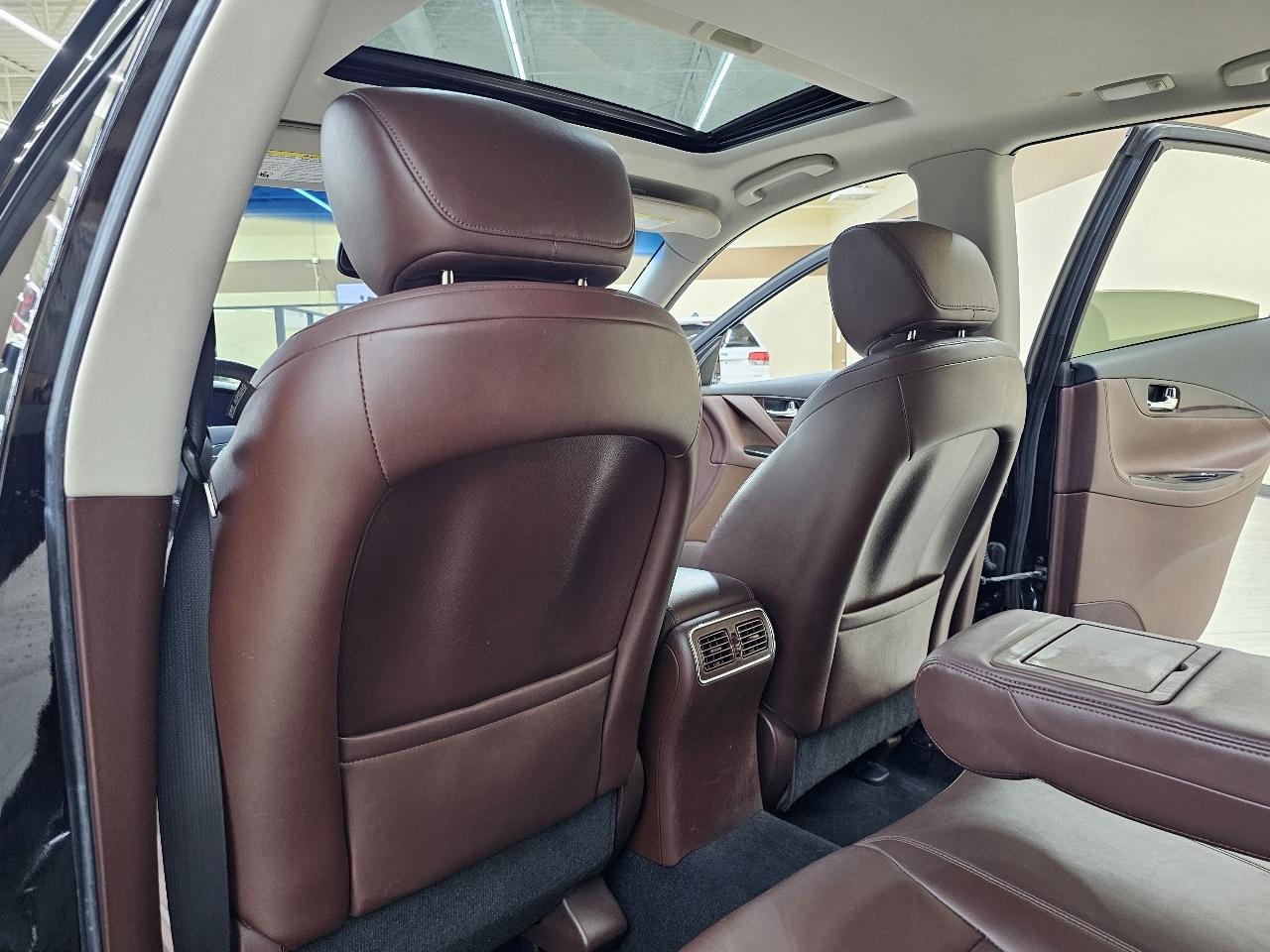 Infiniti QX50 Base RWD 2017