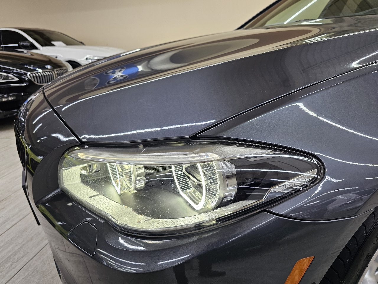 BMW 5-Series 550i 2015