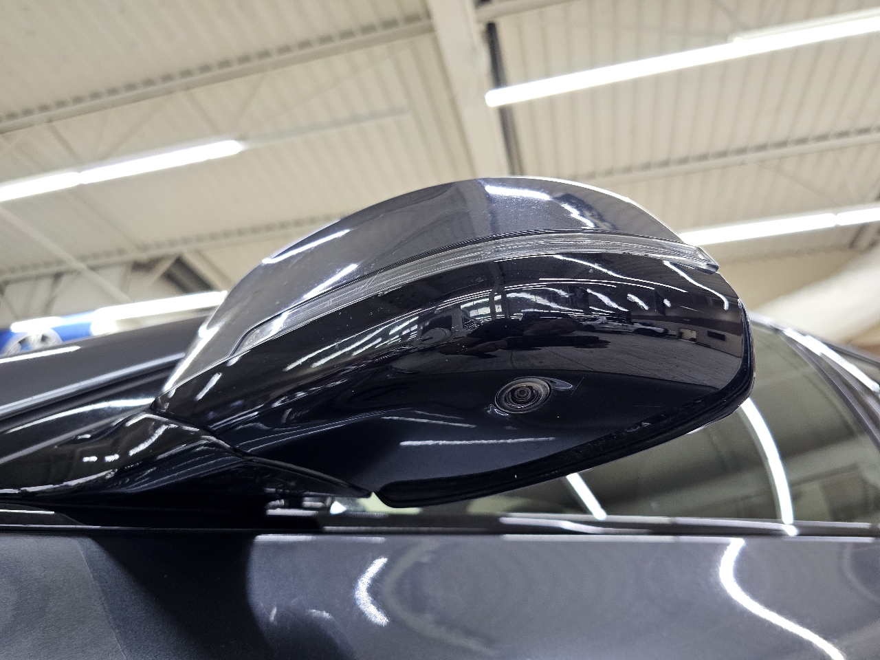 BMW 5-Series 550i 2015