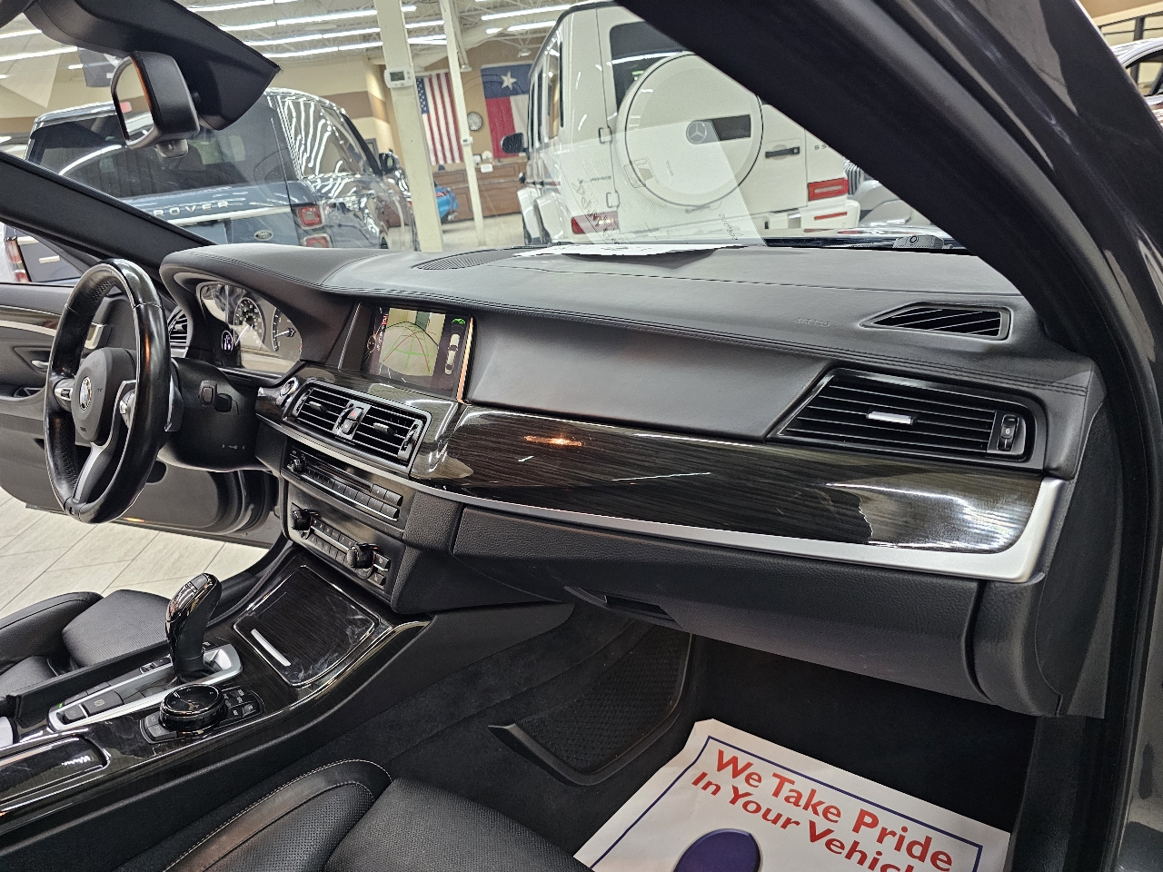 BMW 5-Series 550i 2015