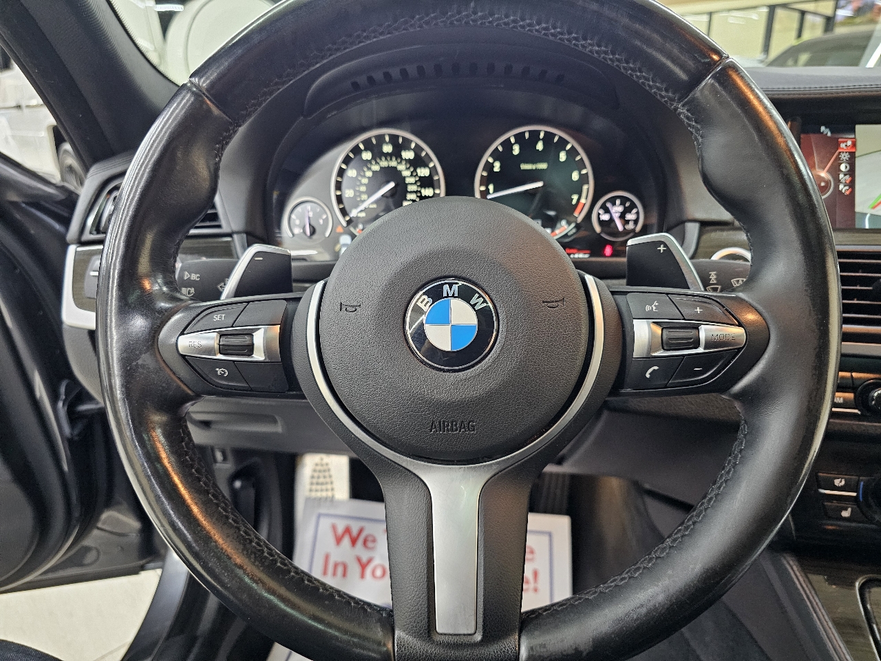 BMW 5-Series 550i 2015