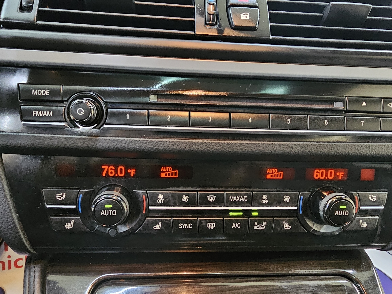 BMW 5-Series 550i 2015