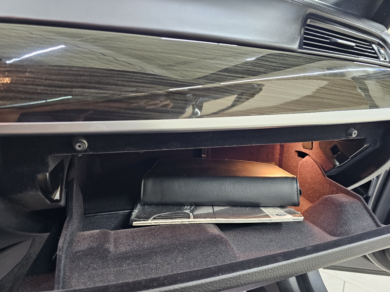 BMW 5-Series 550i 2015