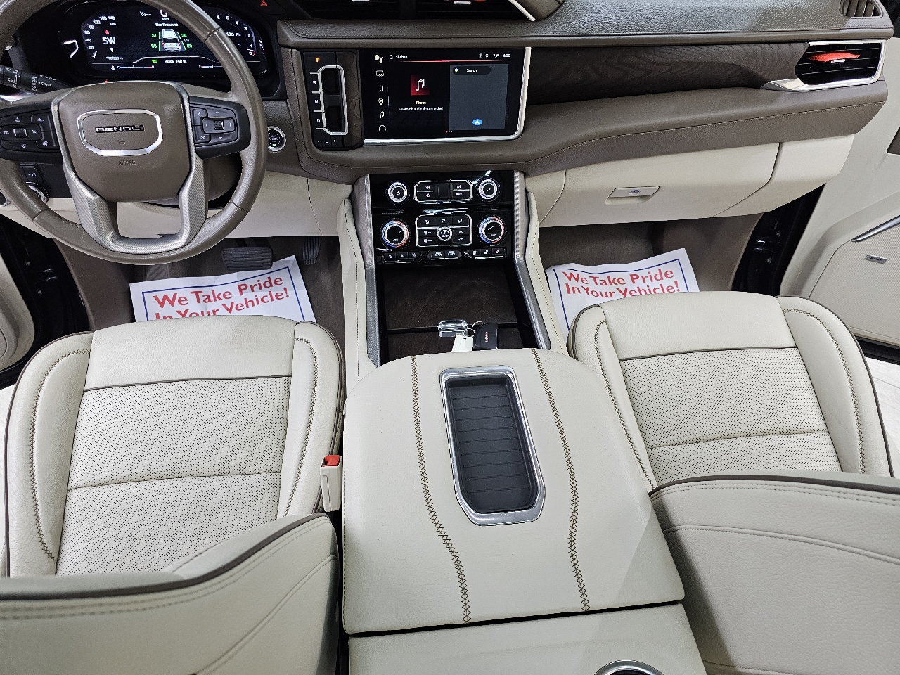 GMC Yukon Denali 4WD 2022