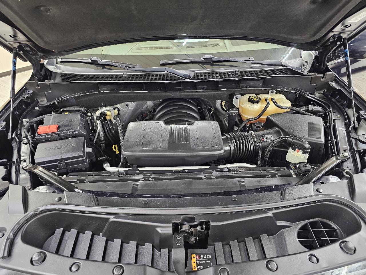 GMC Yukon Denali 4WD 2022