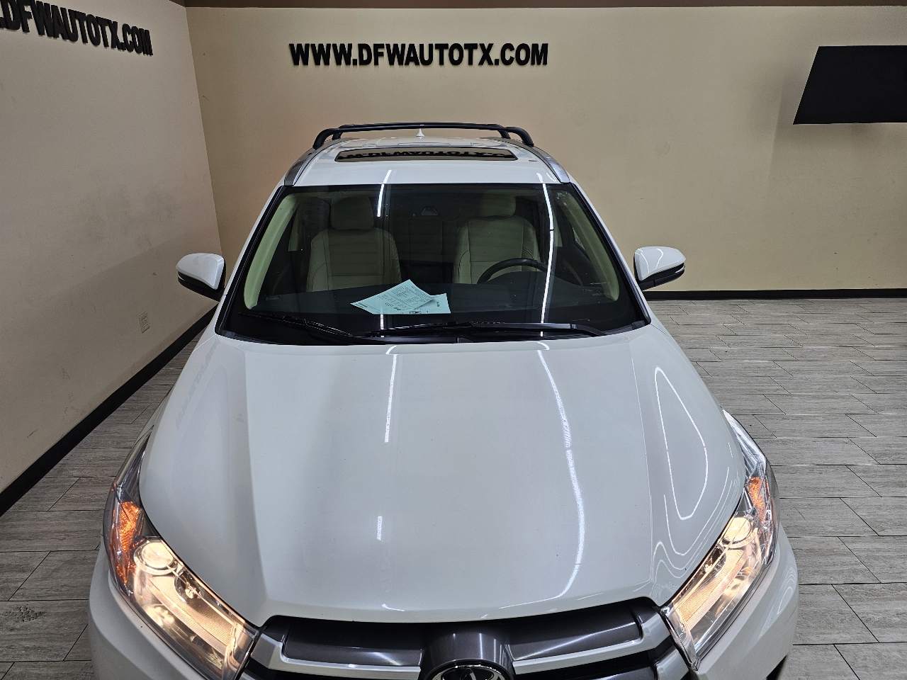 Toyota Highlander SE FWD V6 2018