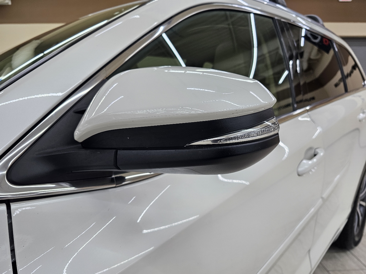 Toyota Highlander SE FWD V6 2018