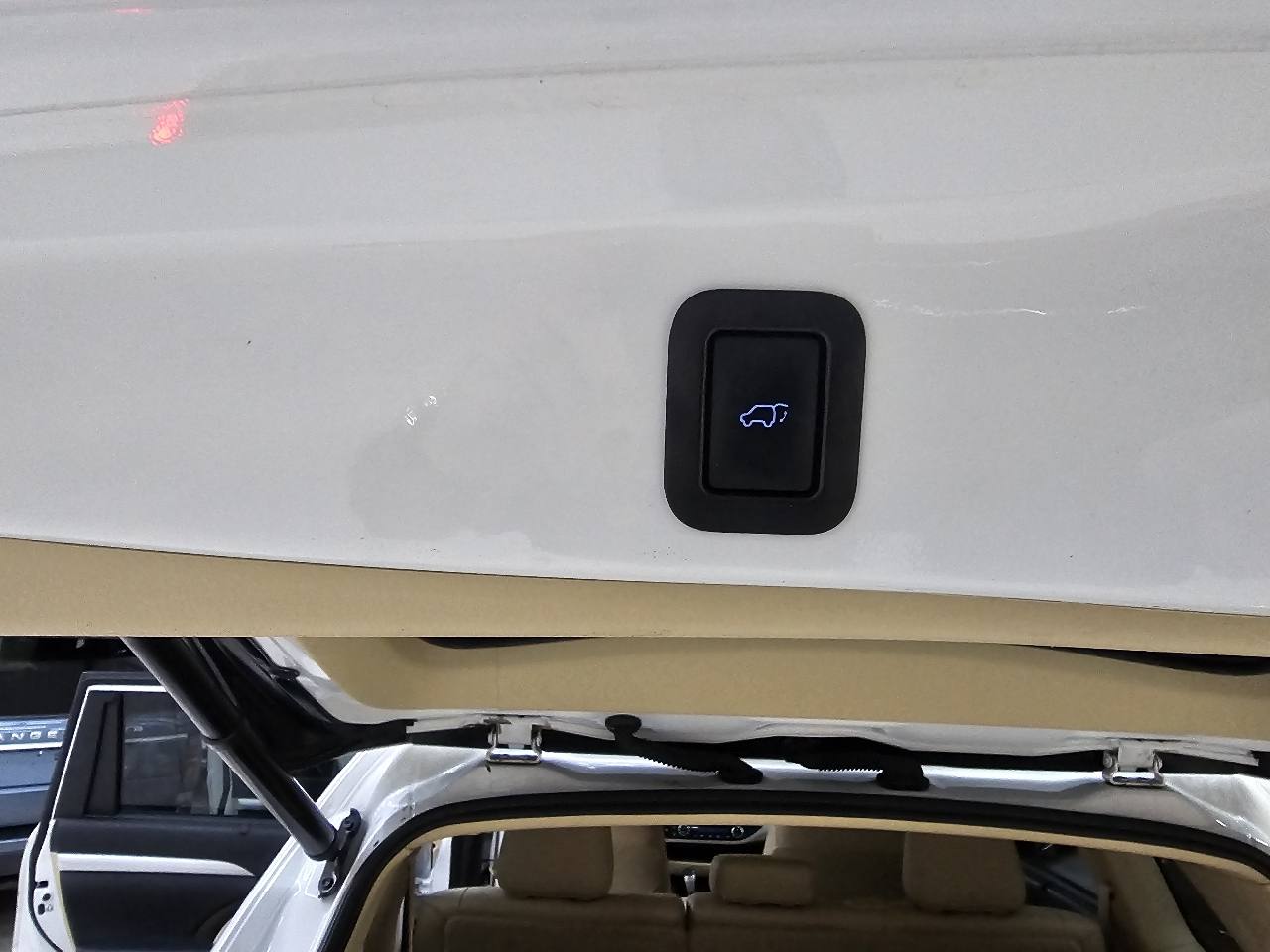 Toyota Highlander SE FWD V6 2018