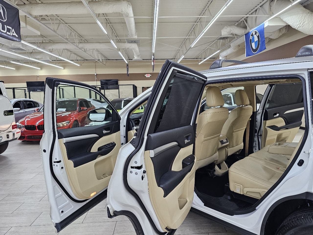 Toyota Highlander SE FWD V6 2018