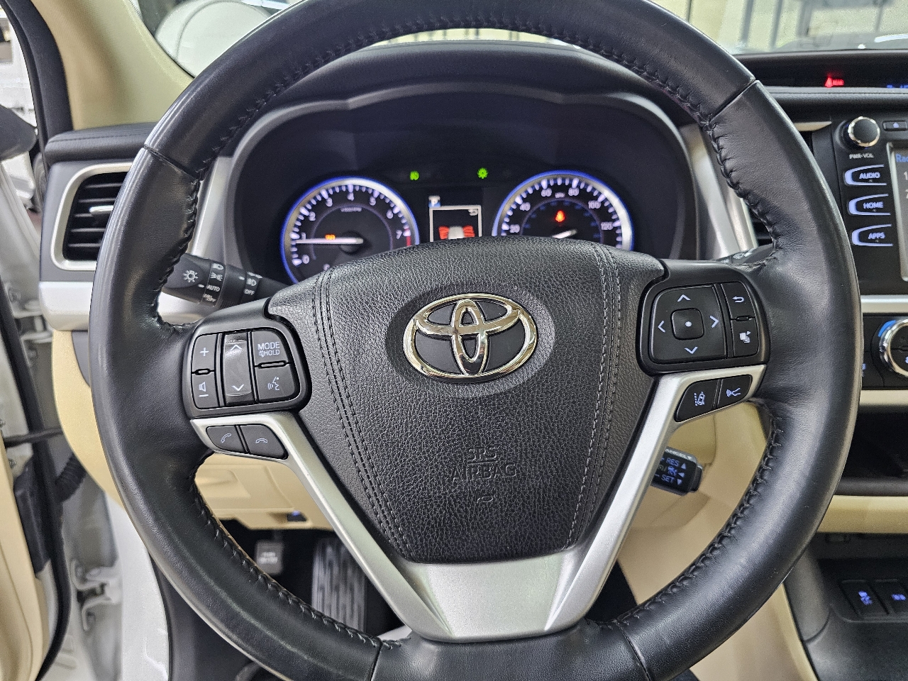 Toyota Highlander SE FWD V6 2018