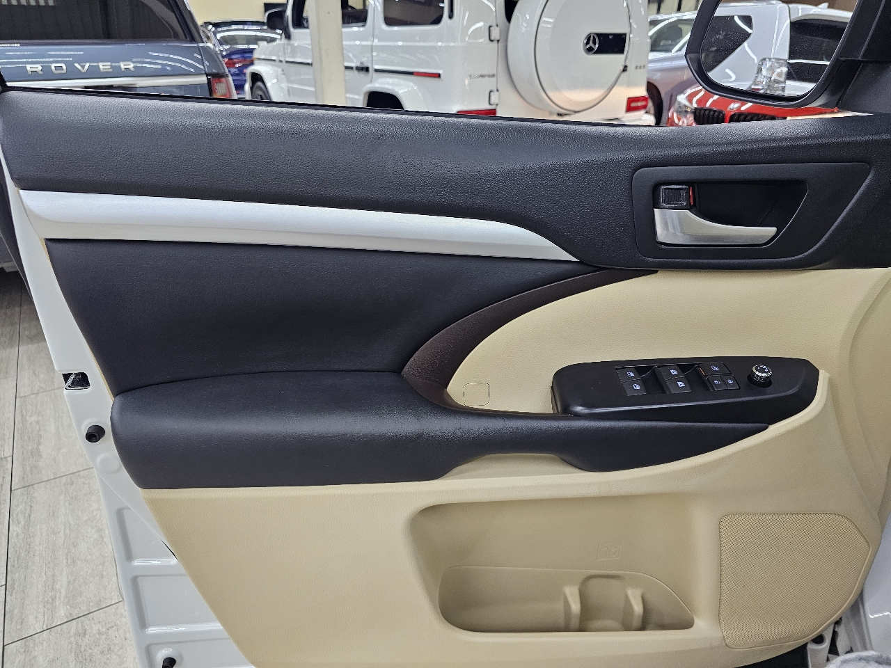 Toyota Highlander SE FWD V6 2018