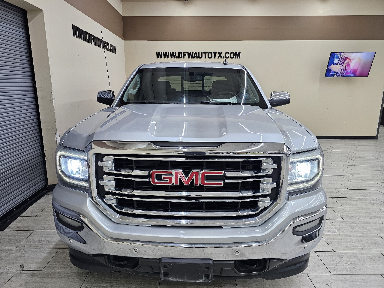 GMC Sierra 1500 SLT Crew Cab Long Box 4WD 2017