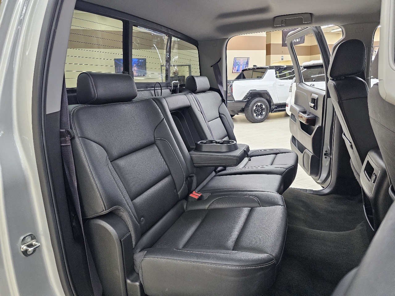 GMC Sierra 1500 SLT Crew Cab Long Box 4WD 2017