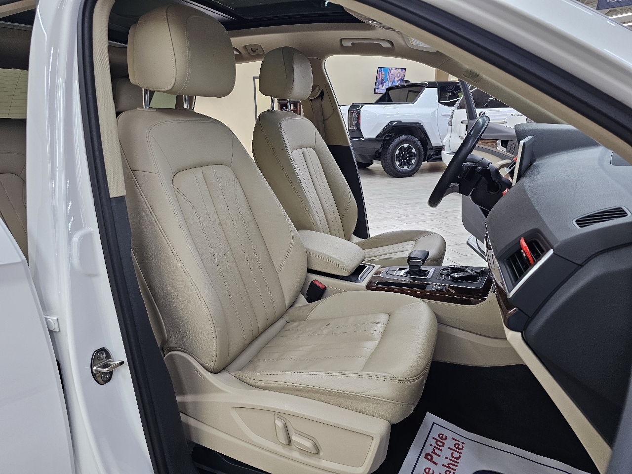 Audi Q5 2.0T Premium Plus quattro 2018