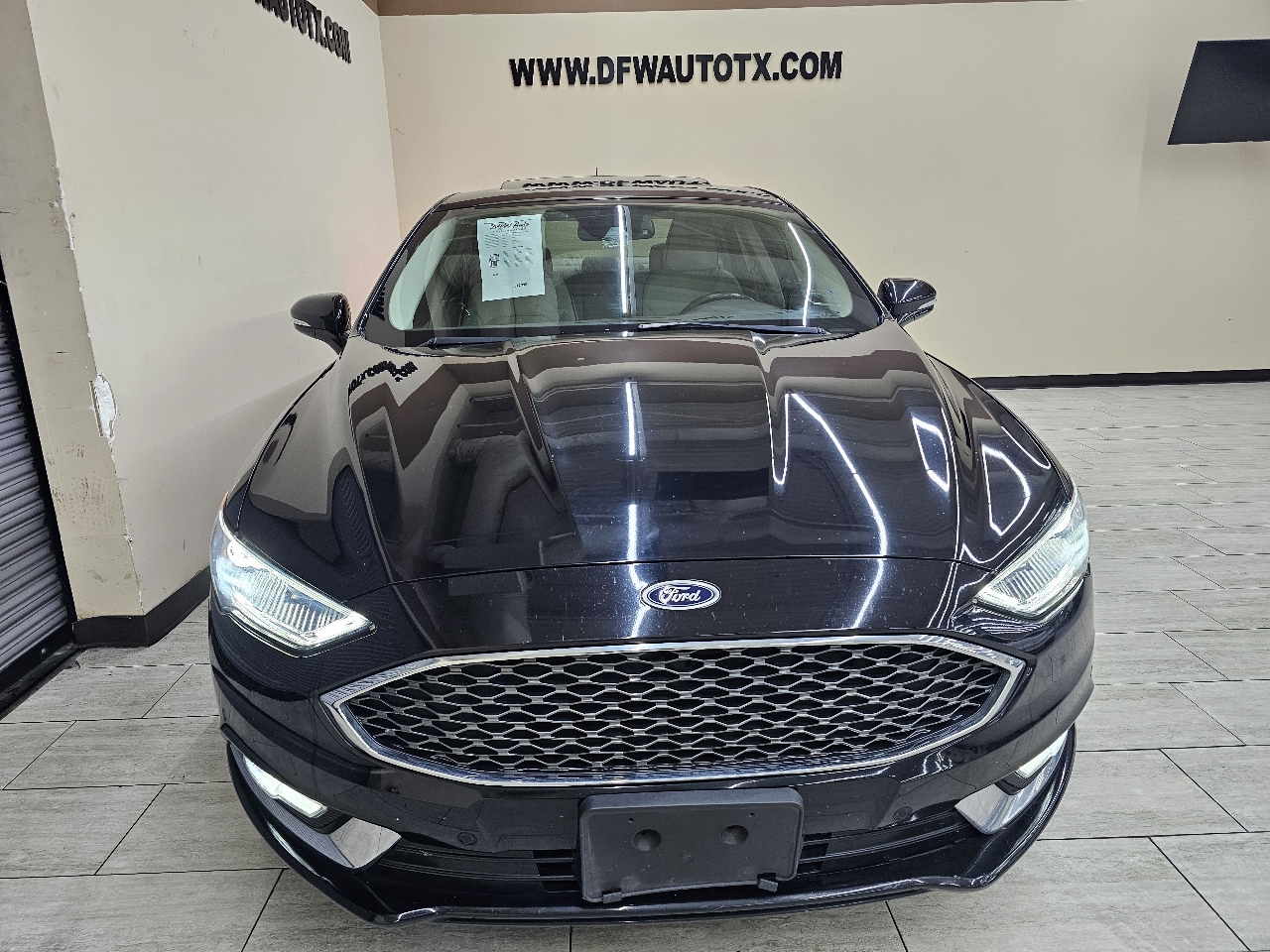 Ford Fusion Hybrid Titanium 2017
