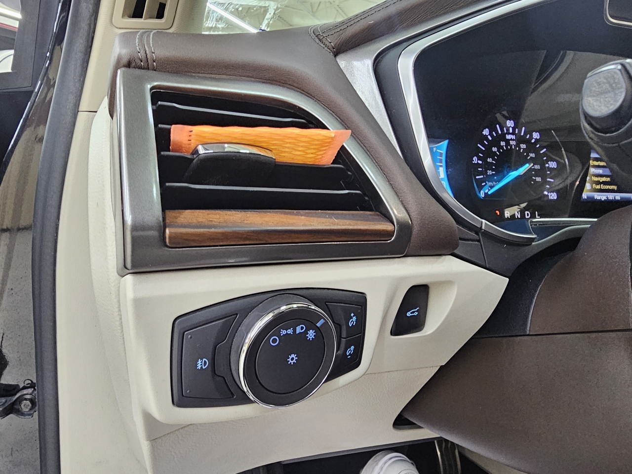 Ford Fusion Hybrid Titanium 2017