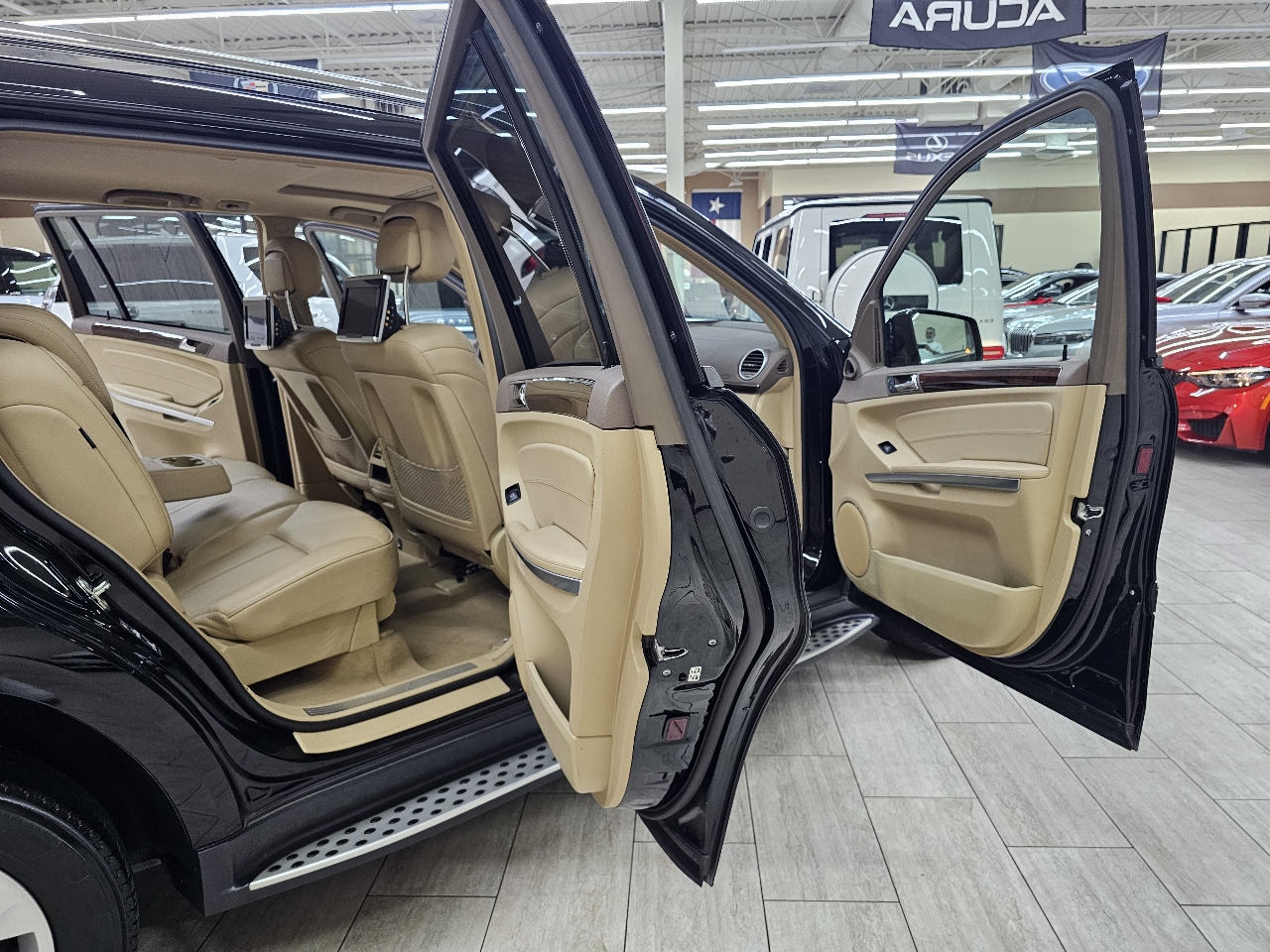 Mercedes-Benz GL-Class GL450 4MATIC 2011