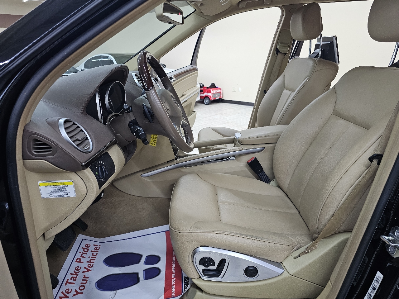 Mercedes-Benz GL-Class GL450 4MATIC 2011