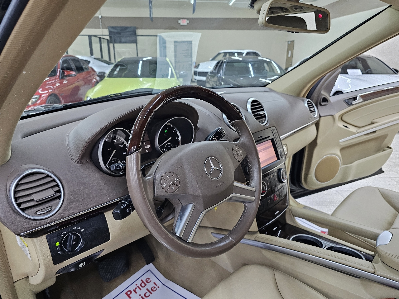 Mercedes-Benz GL-Class GL450 4MATIC 2011