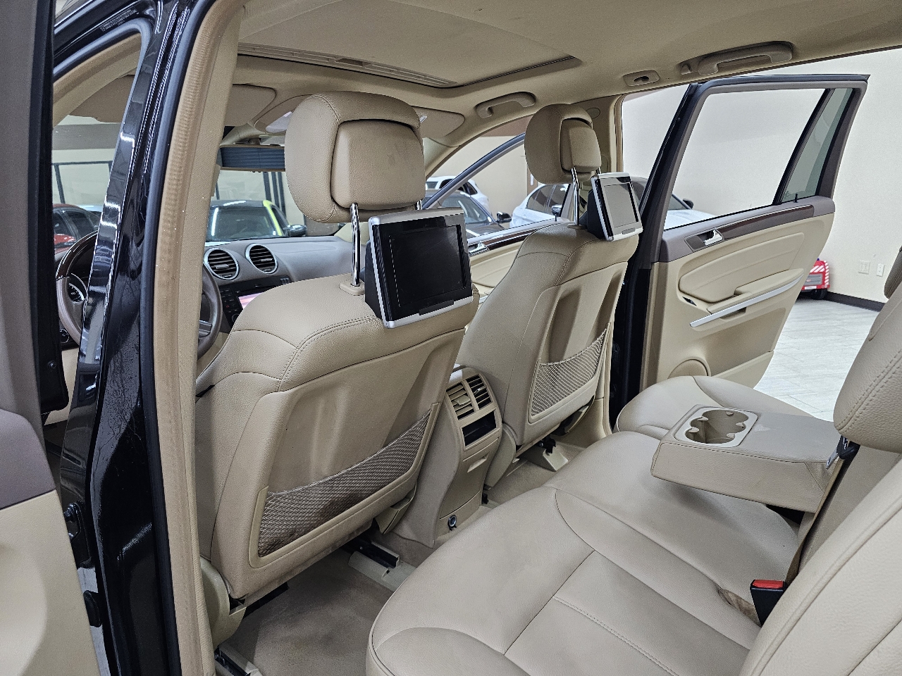 Mercedes-Benz GL-Class GL450 4MATIC 2011