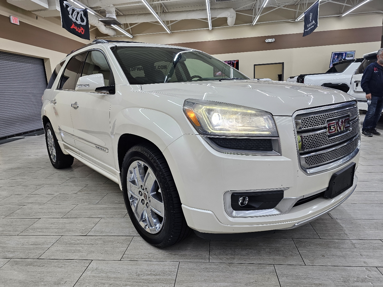 GMC Acadia Denali AWD 2014