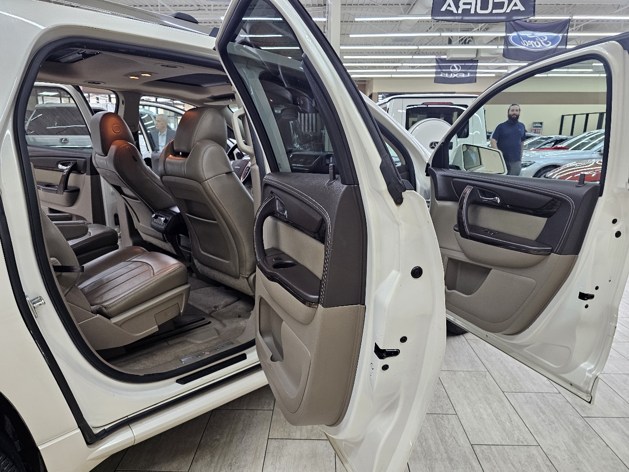 GMC Acadia Denali AWD 2014