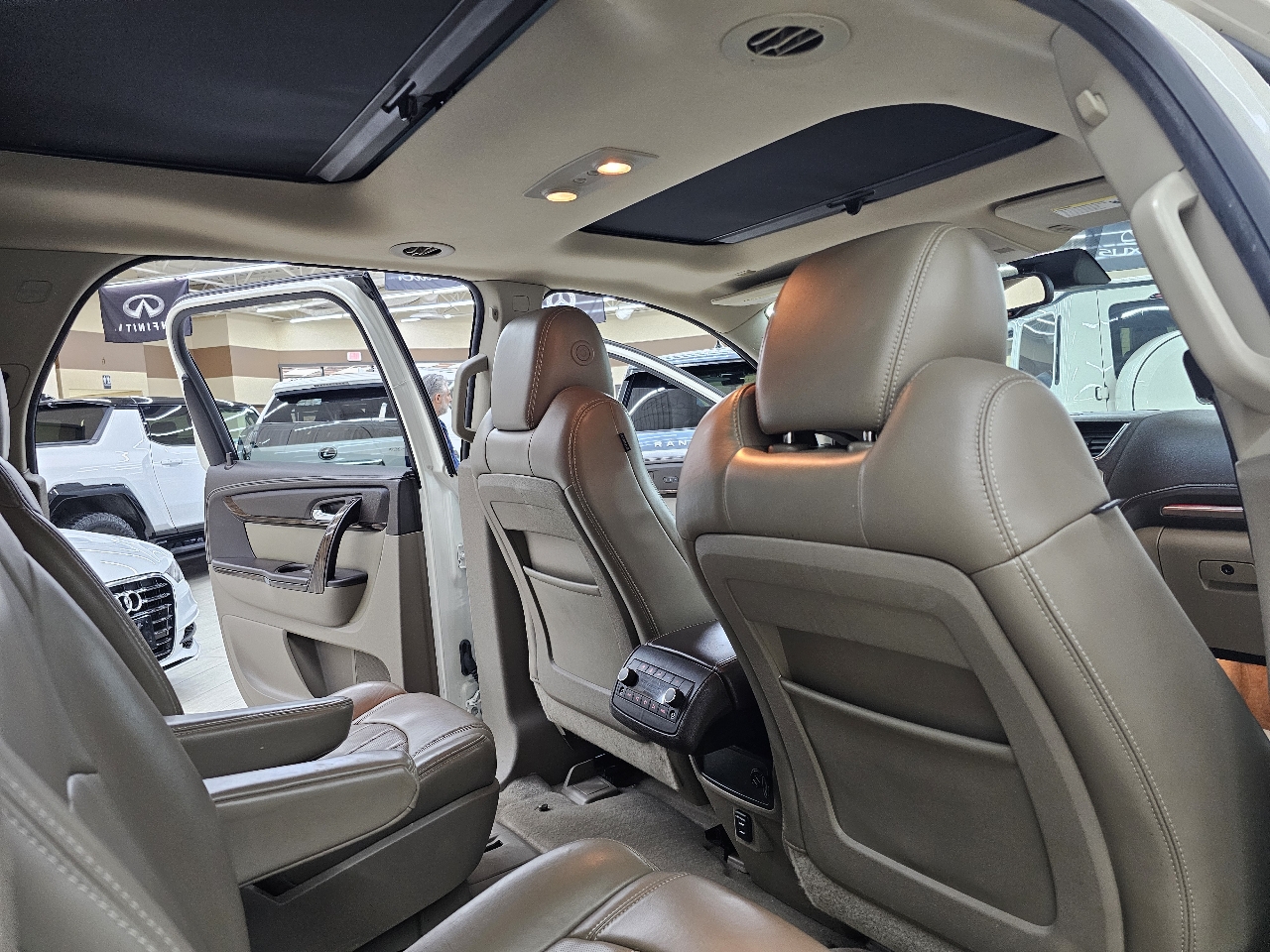 GMC Acadia Denali AWD 2014