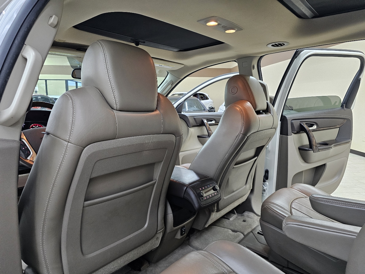 GMC Acadia Denali AWD 2014