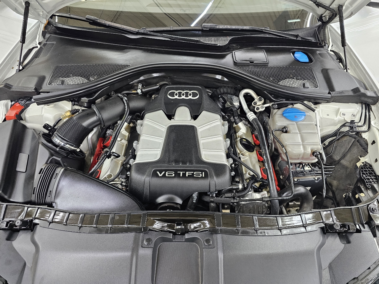 Audi A6 3.0T quattro Tiptronic 2014