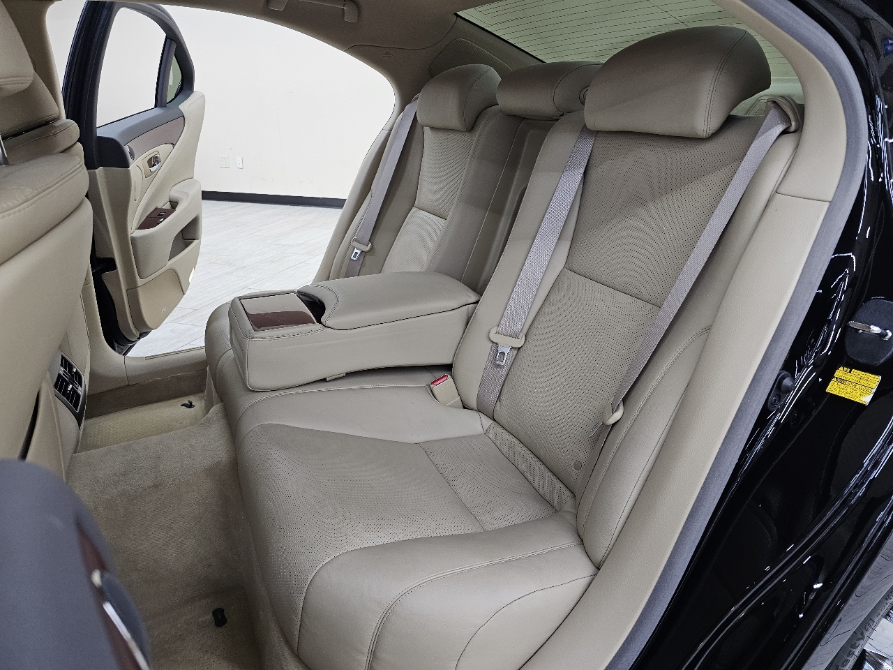 Lexus LS 460 Luxury Sedan 2008