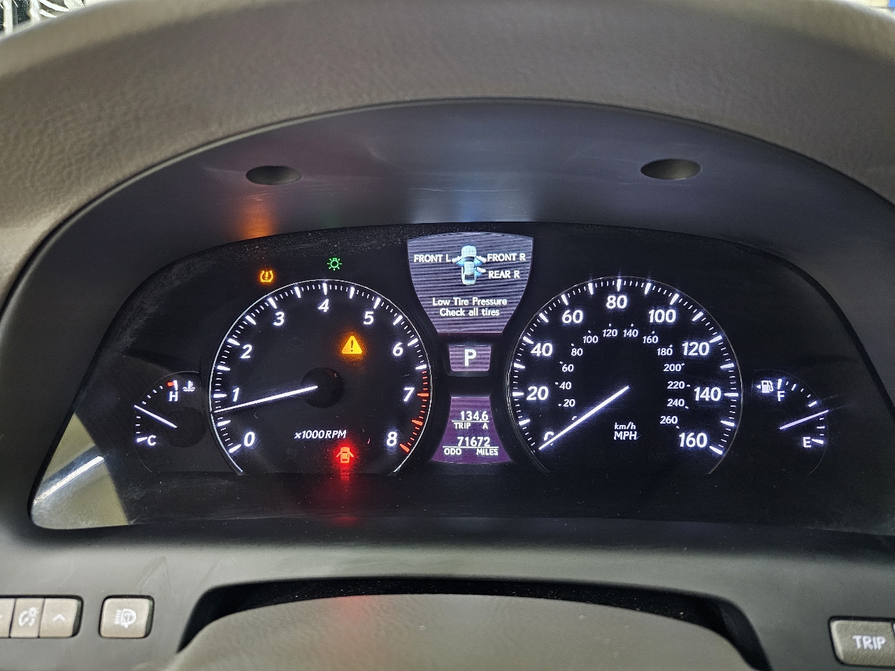 Lexus LS 460 Luxury Sedan 2008