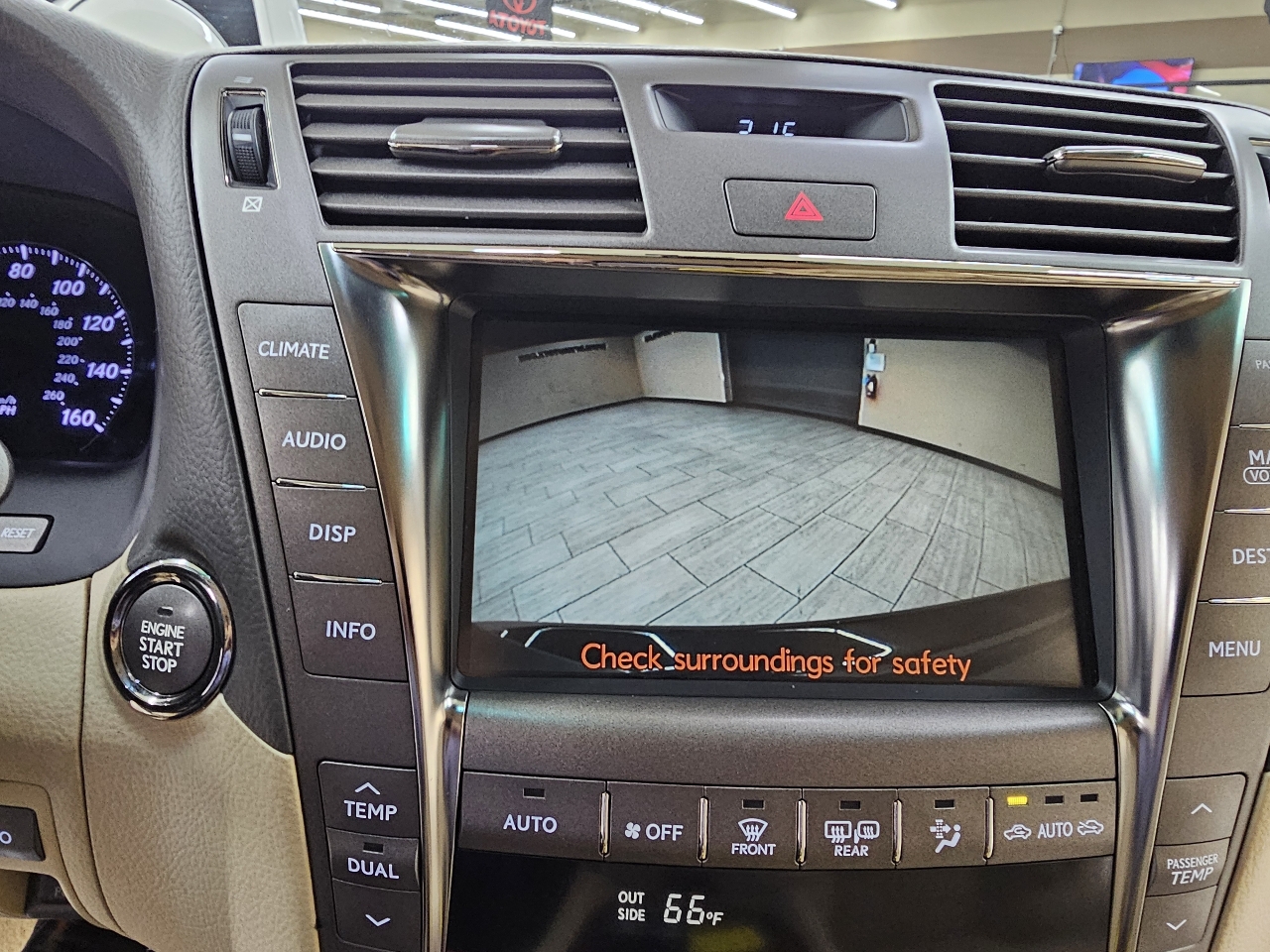 Lexus LS 460 Luxury Sedan 2008