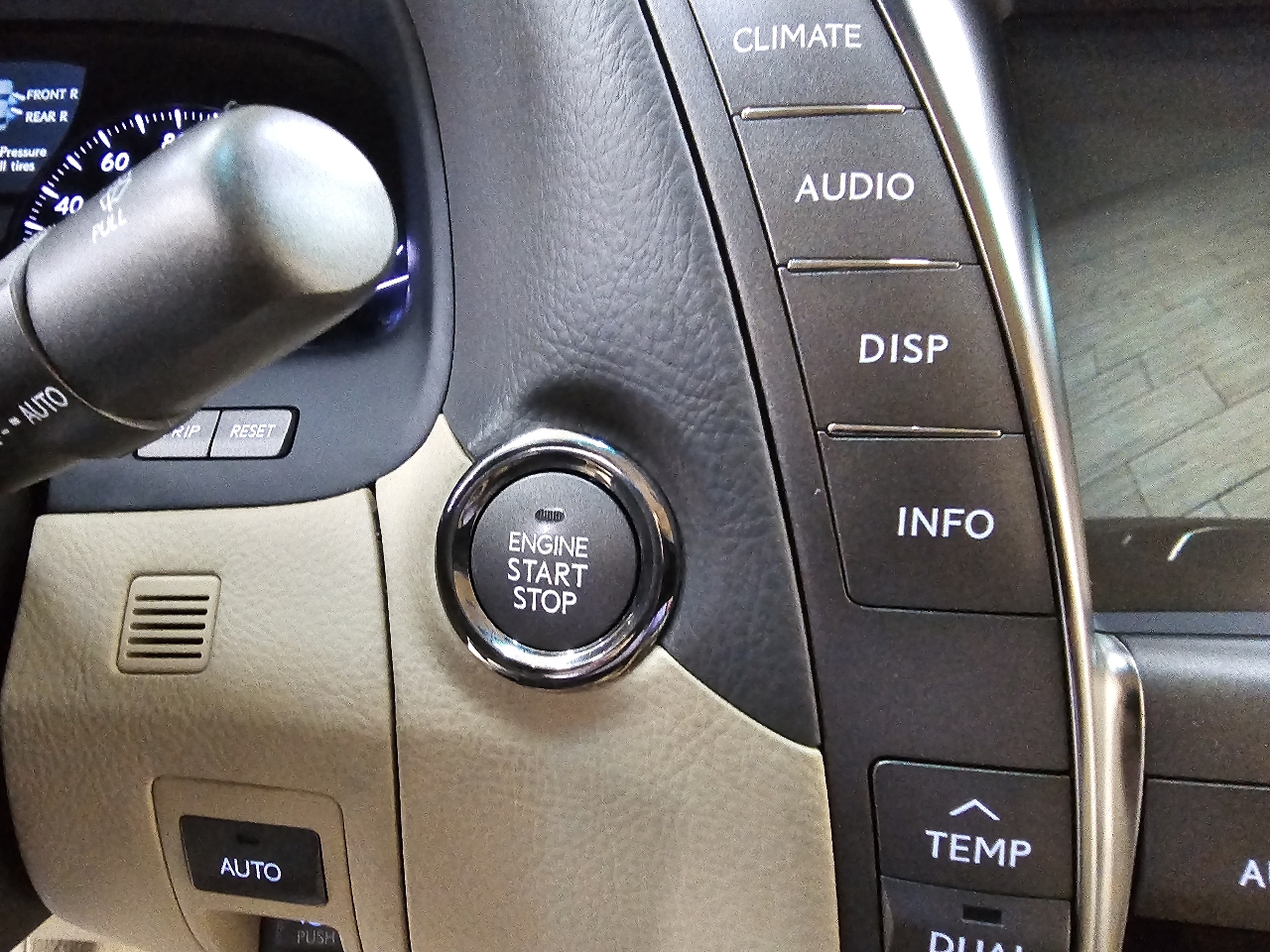 Lexus LS 460 Luxury Sedan 2008