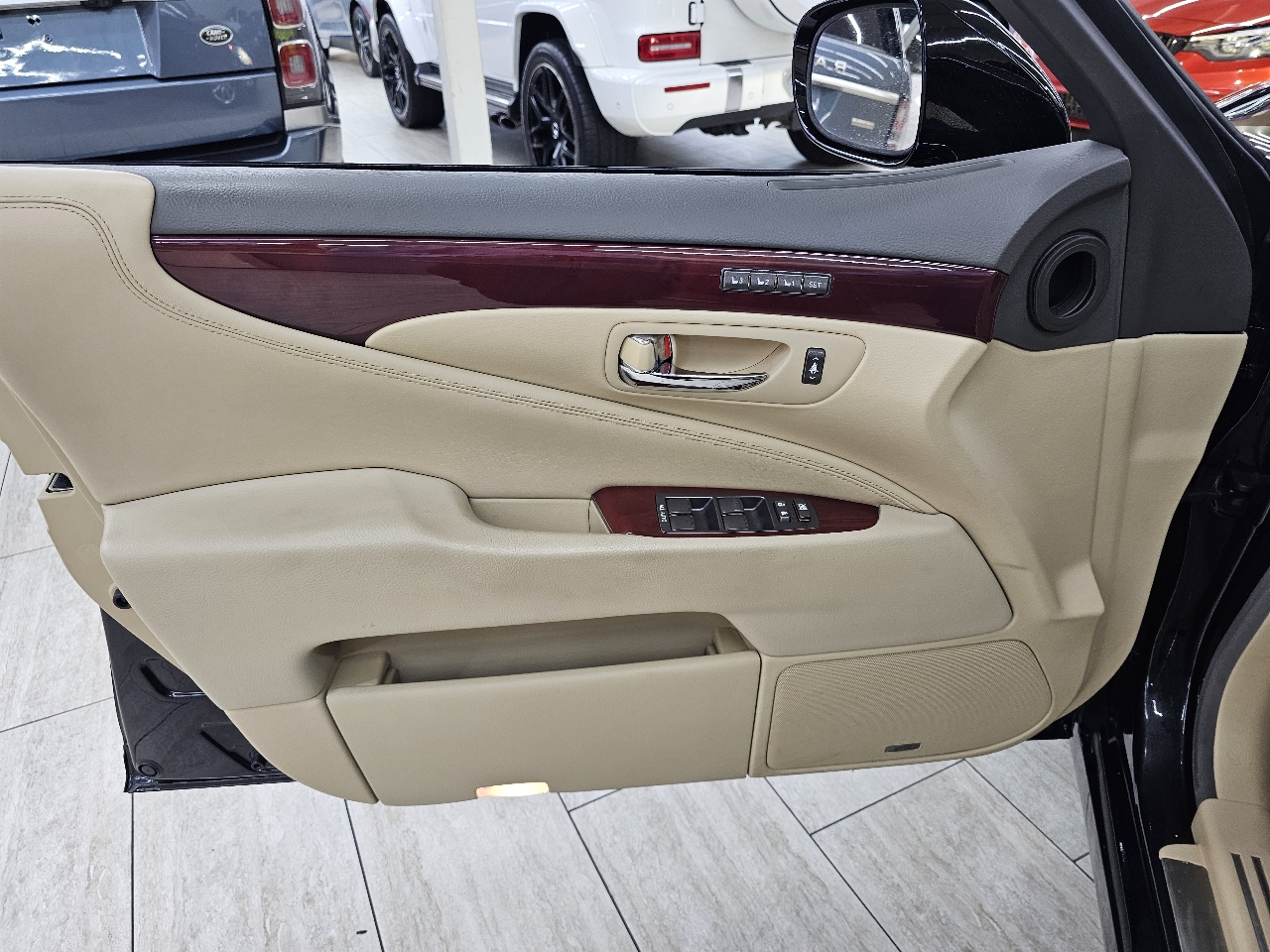 Lexus LS 460 Luxury Sedan 2008