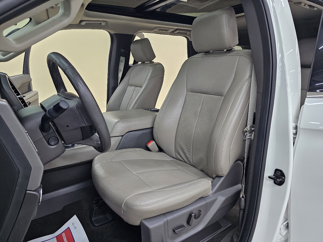 Ford Expedition  2020